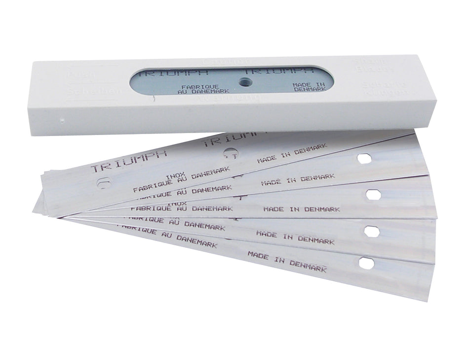 6" Triumph Carbon/Stainless Steel Blades
